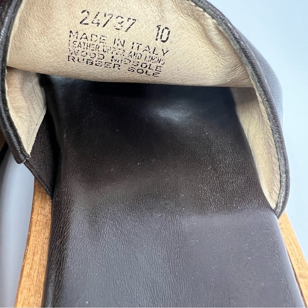 Vintage J. Crew Made In Italy Wooden Sandals
Size 10 - Picture 4 of 5